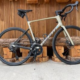 Giant defy KAJZ01741