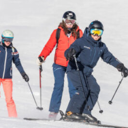 cours partagés moniteur de ski partagé Saint-Lary Evolution 2